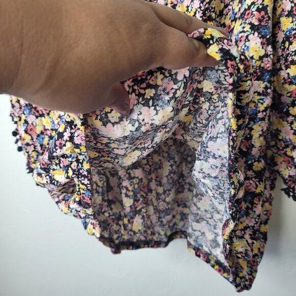 I.N. Studio Plus Size Floral Boho Blouse - Picture 6 of 6